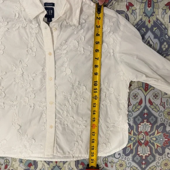 GAP Floral Embroidered Applique Button-up Cropped Shirt White Size Small - Picture 10 of 11